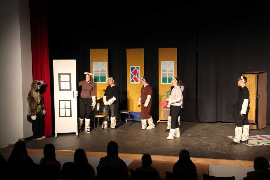 K1024_a_Wolfund7Geisslein (133)