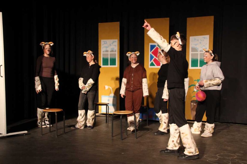 K1024_a_Wolfund7Geisslein (78)