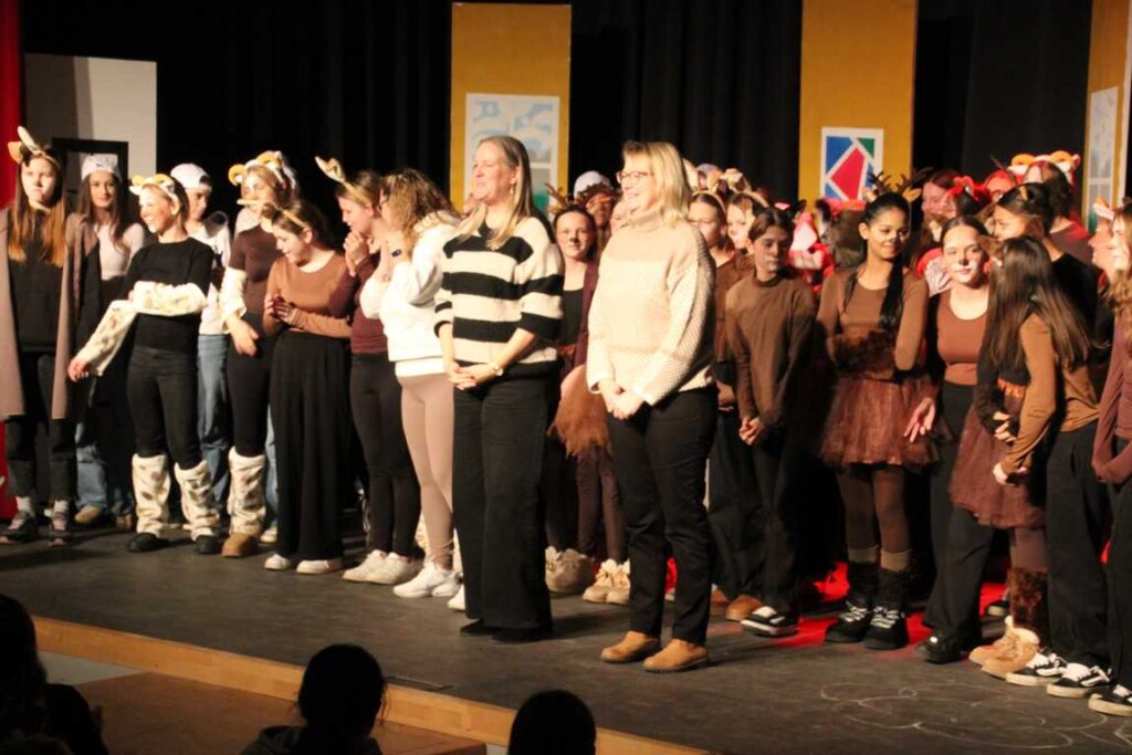 K1024_b_Wolfund7Geisslein (270)